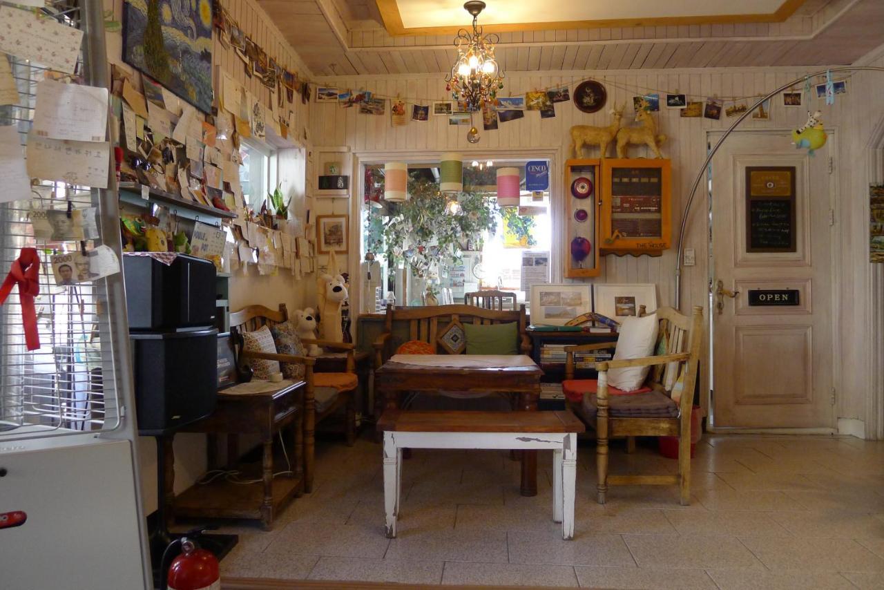 The House Hostel Sokcho Exterior photo